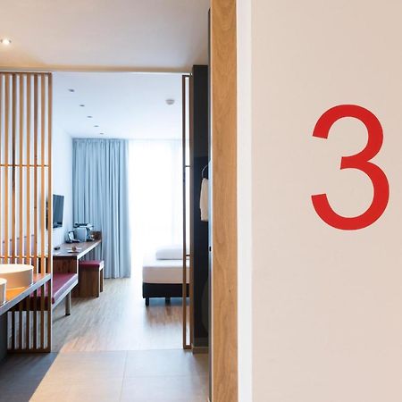 Hotel Ochsen Post Tiefenbronn ภายนอก รูปภาพ