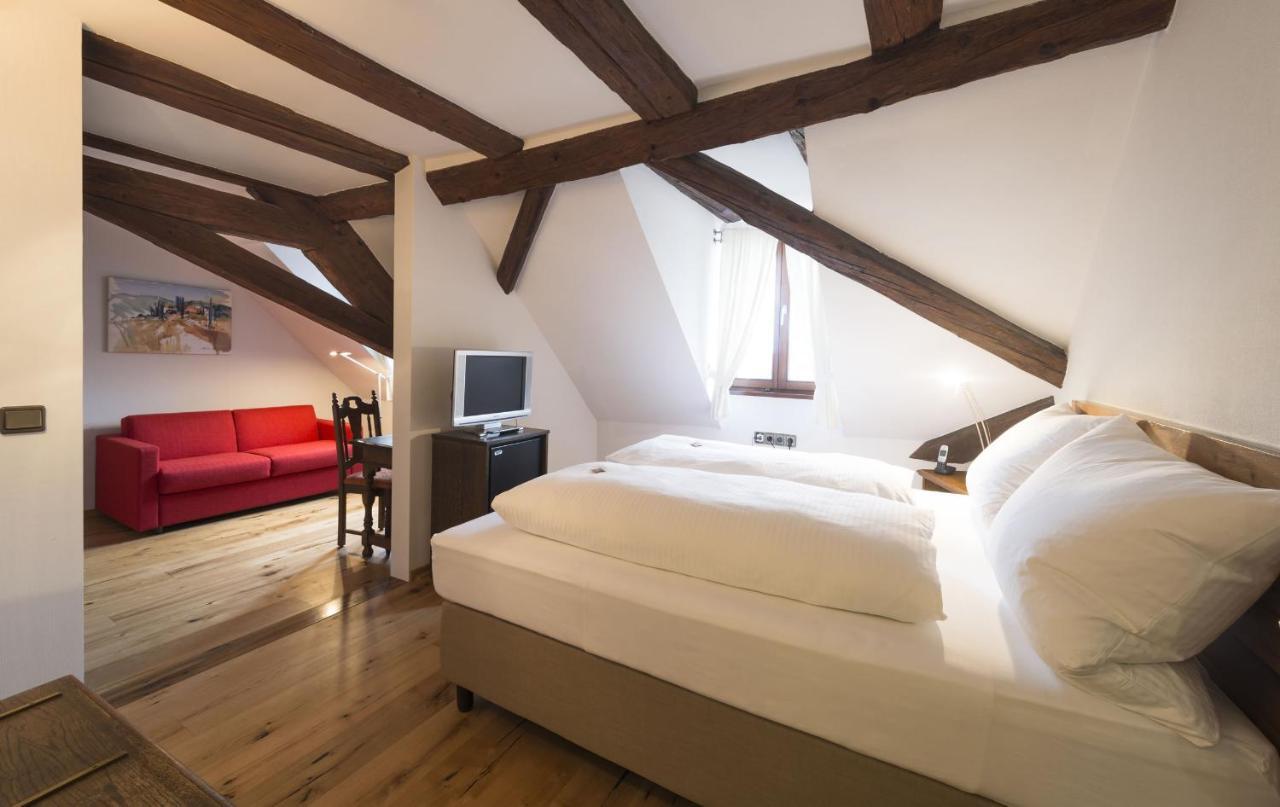 Hotel Ochsen Post Tiefenbronn ภายนอก รูปภาพ